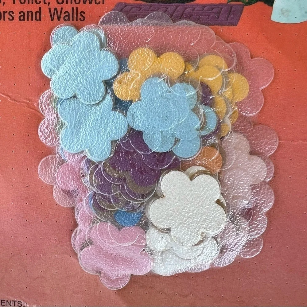 VTG Bathroom Appliqués Pretty Ups Posies Non-Skid Decoration 48 Count NOS Flower